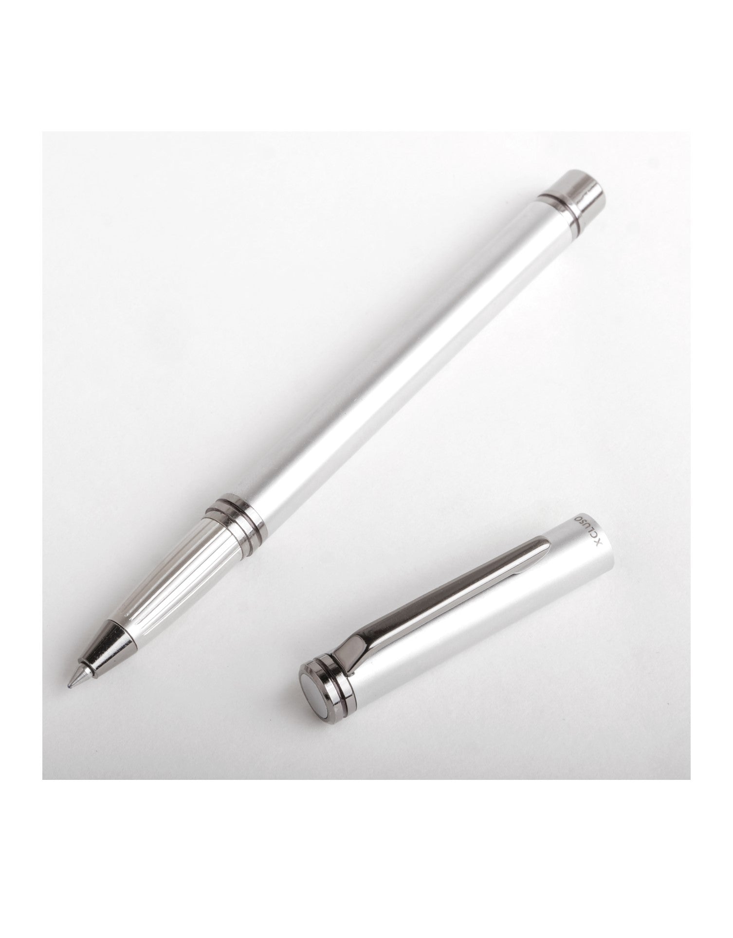 Xcluso Silver Glossy Metal Roller Pen with Gunmetal clip and imported german refill with magnetic cap